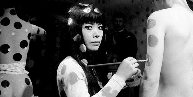 Fotografía: Foto: Facebook / Yayoi Kusama. La artista japonesa Yayoi Kusama en su juventud.