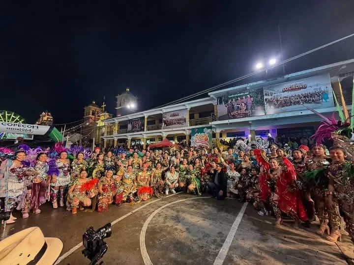  Las participantes posan para los medios de comunicación. Foto Joel Solano 