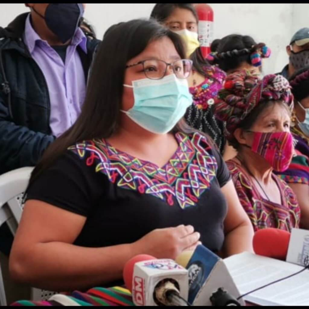  Roselia de León, integrante de Fundebase y de la Coordinadora de Organizaciones Ixiles, en Nebaj. Foto: archivo personal 