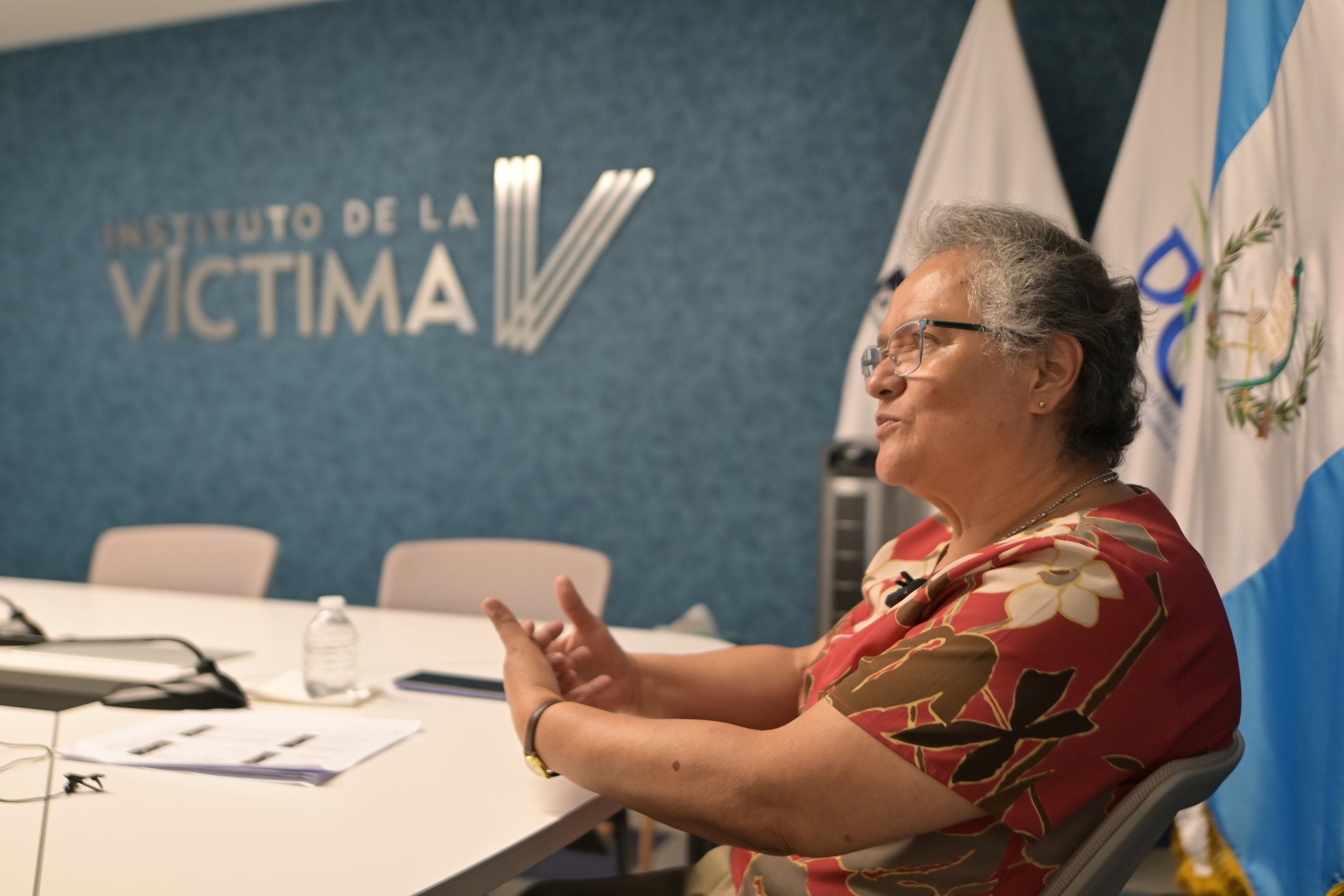  La doctora González Leche y directora del Instituto de la Víctima durante la conversación con Ruda. Foto: Prensa Comunitaria 