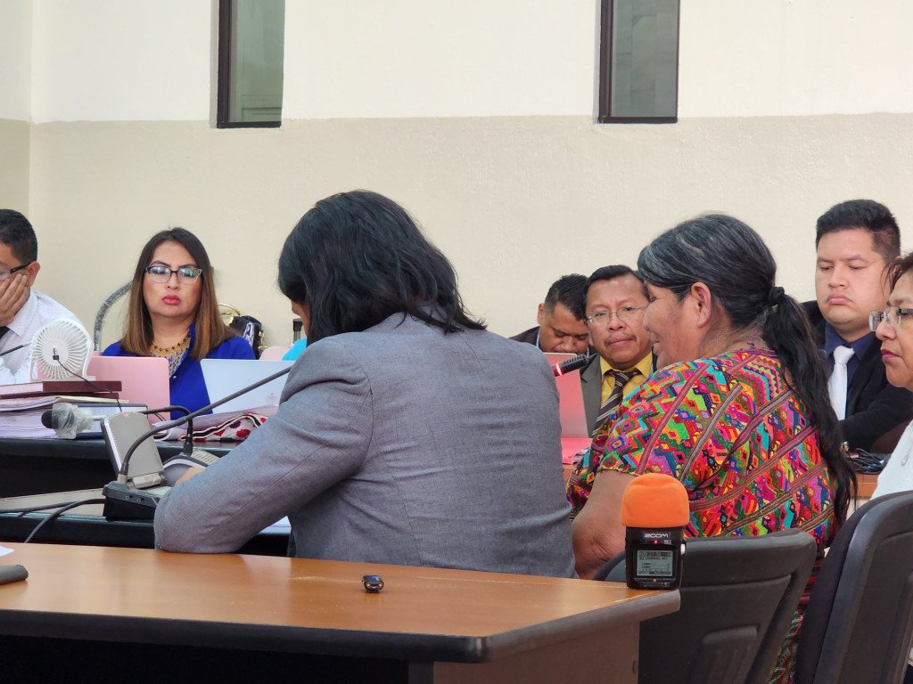  Isabel Saquic perdió a toda su familia. Foto de Regina Pérez 