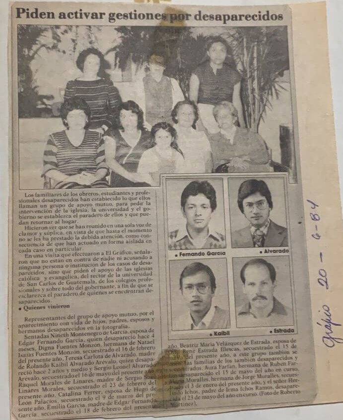  Recorte de prensa de Beatriz Velásquez de Estrada. 