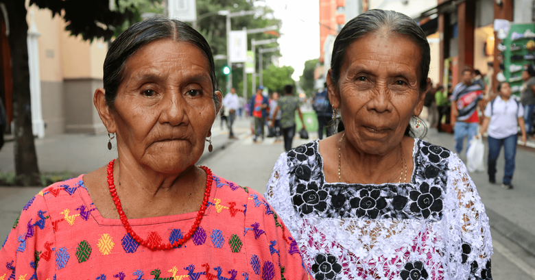 Carmen Xol y Demecia Yat, expresaron sus preocupaciones en el Conversatorio: A siete años de la sentencia del caso Sepur Zarco, avances, retos y desafíos, una iniciativa de la organización Mujeres Transformando el Mundo (MTM). Crédito: Eslly Melgarejo.
