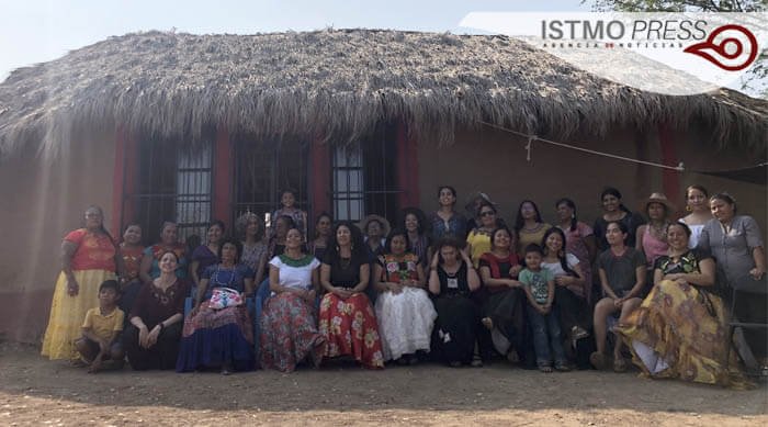  Fotografía: Istmo Press 